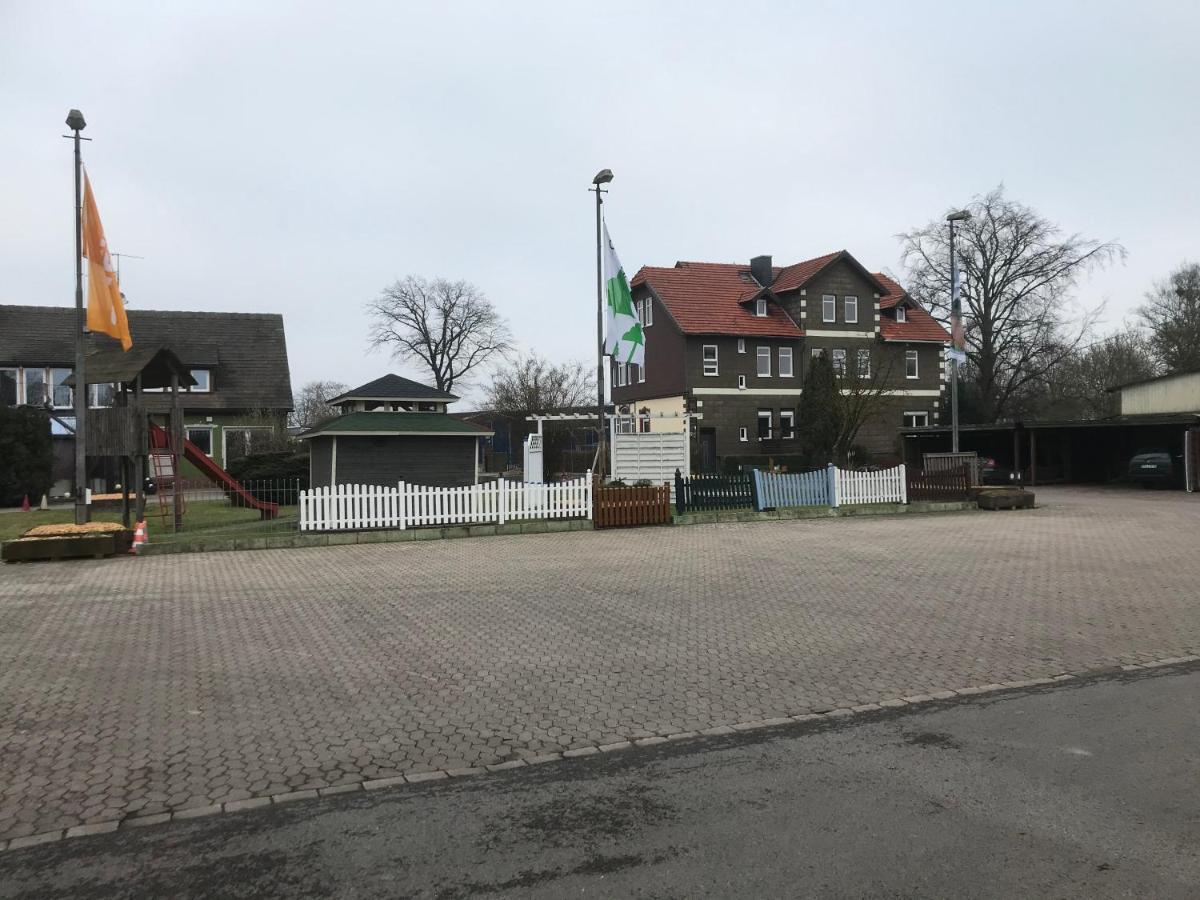 Turmwohnung Im 2 Obergeschoss Deensen Bagian luar foto